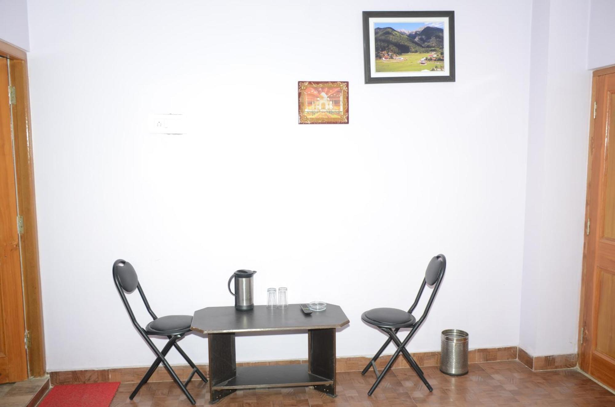 Hotel Alpine View Sarahan Bagian luar foto