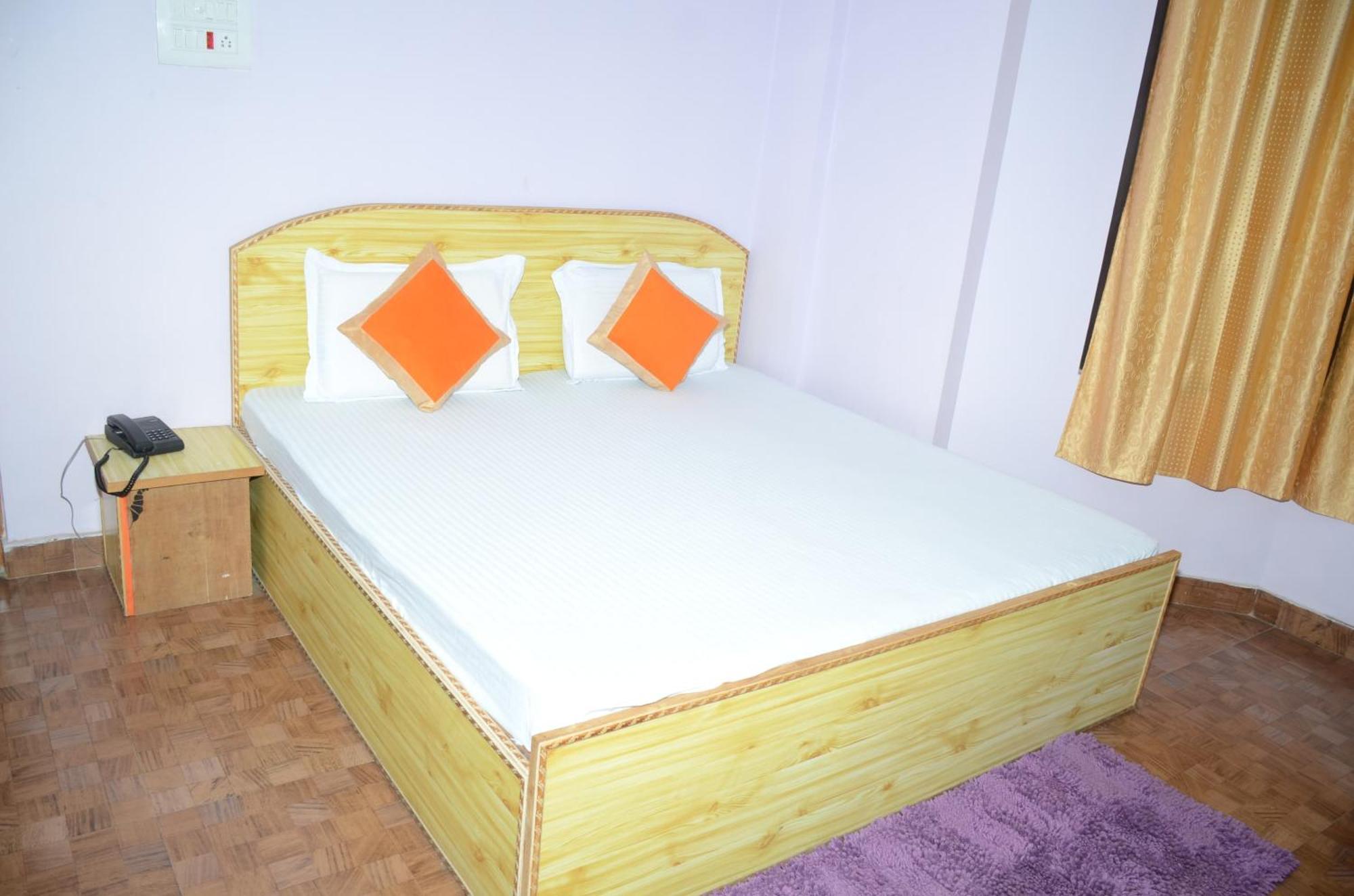 Hotel Alpine View Sarahan Bagian luar foto